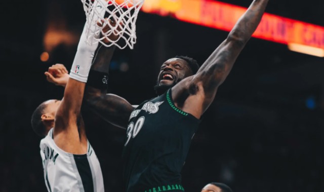 开云体育-文班37+15+5帽创NBA历史第一神迹！马刺2-1复仇森林狼，麦丹22中5