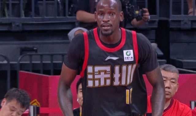 开云体育-再就业！雷霆邀深圳外援巴吉打NBA夏联 战广厦曾轰14+15+6帽